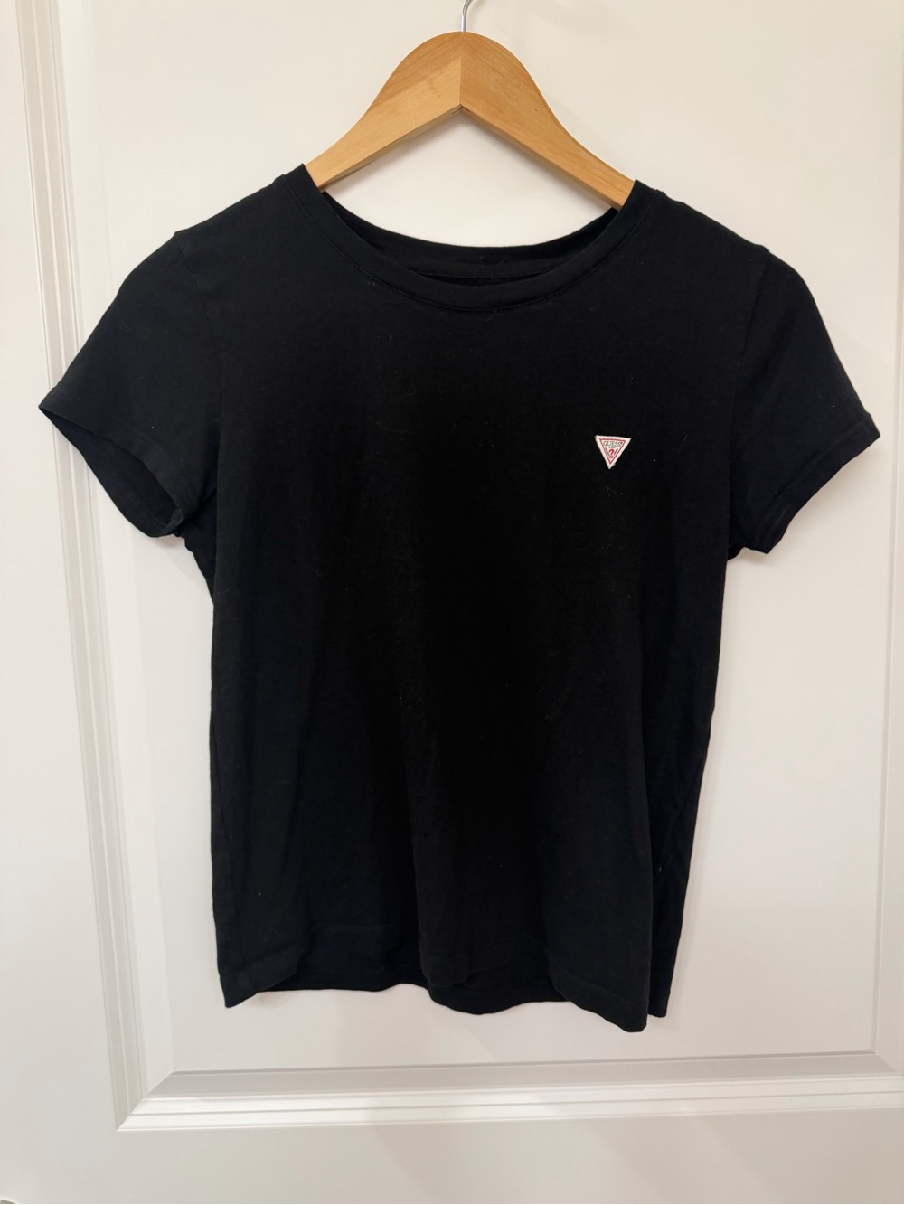 Guess Black Short Sleeve Crewneck Tee with Small Logo